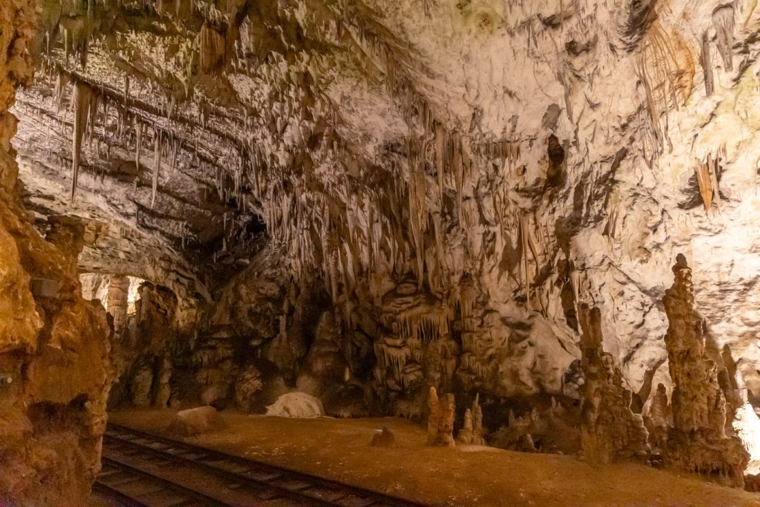 Grotten van Postojna